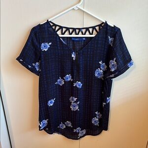 Apt. 9 Women’s Medium Cobalt Blue Short Sleeve Blouse with Floral Design